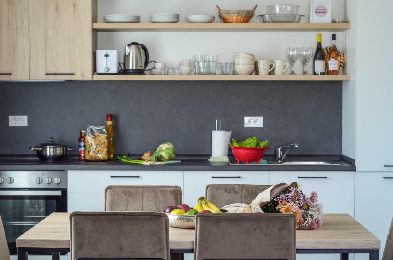 Premium-Designed Apartments Τίβατ Εξωτερικό φωτογραφία